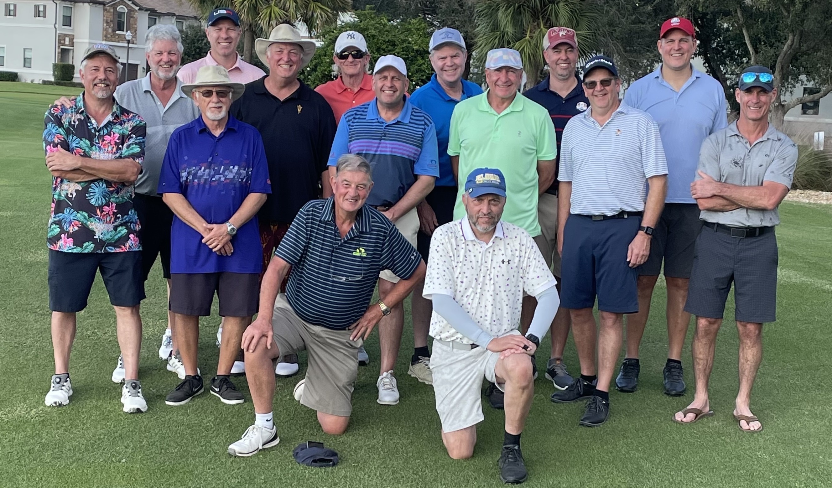 2022 Poor Golfers Association group photo