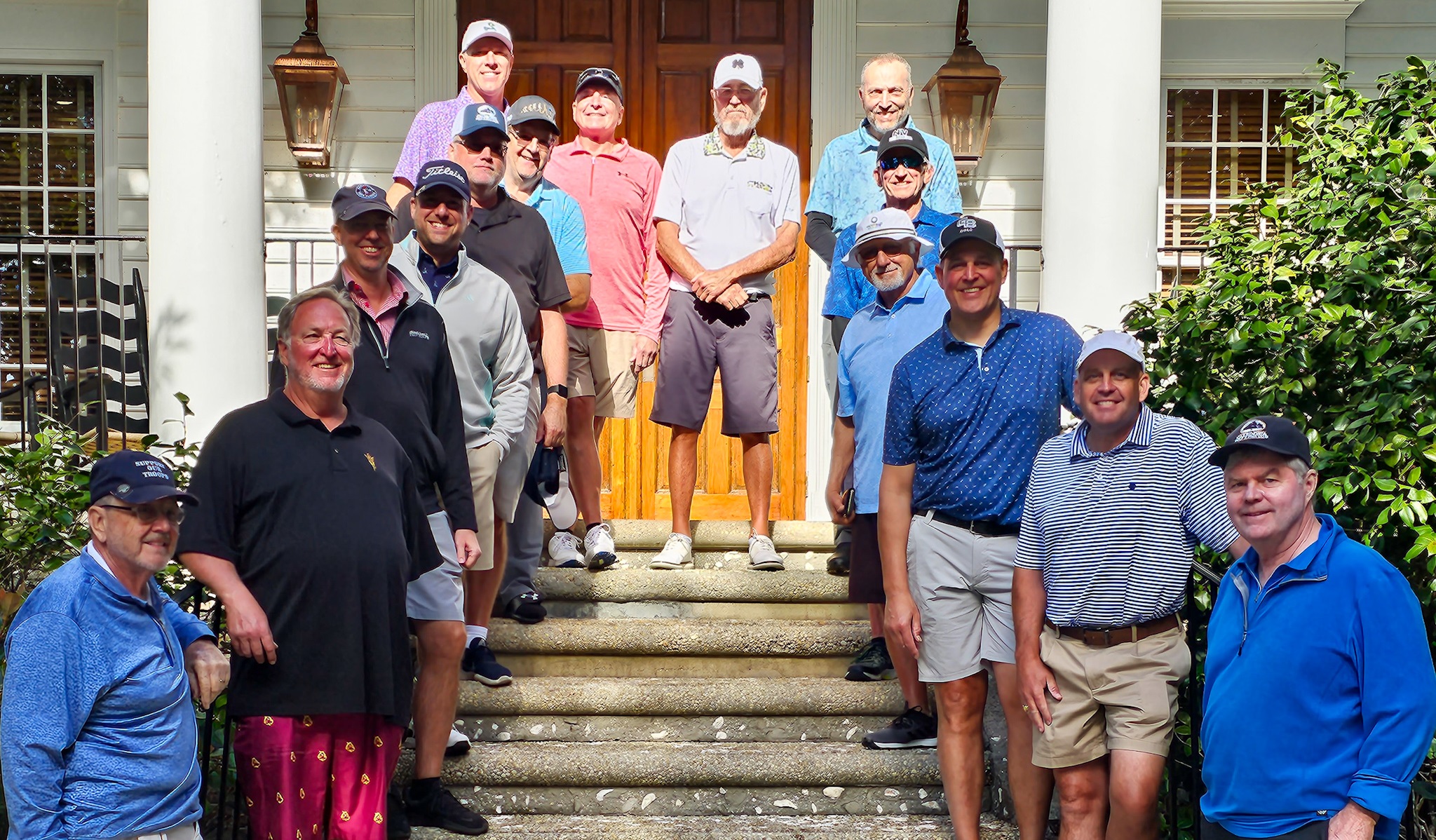 2023 Poor Golfers Association group photo